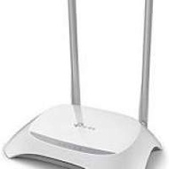 三個  TPLINK   300M　無線路由器wifi  router 二手 有火牛