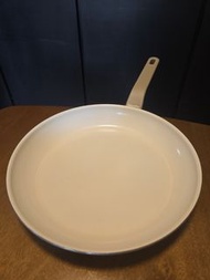 GreenPan Essence Ceramic Non-stick Frying Pan 30cm
