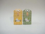 日本御守~阿蘇山本堂 西巖殿寺奧之院~金黃色草綠色凱蒂貓((hello kitty 開運御守))書包背包平安符護身符吊飾