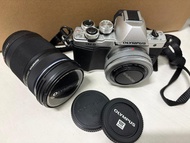 Olympus OM-D E-M10 Mark II相機 1700快門數 文青復古機身