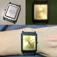 CASIO🇯🇵black/gold watch黑金膠錶(冇錶帶)
