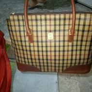 daks handbag