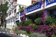 拉布索拉飯店 (La Bussola Hotel)