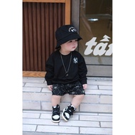 Set M....LB black long sleeve shirt mixed with black shorts from 8kg to 16kg