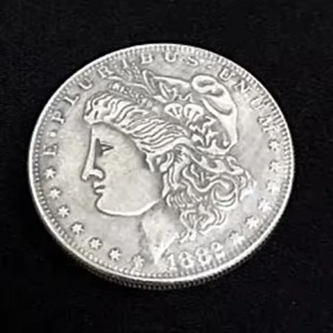 Magnetic Morgan Dollar (Super Strong, 3.8cm, Brass) Magic Tricks Replica Morgan Dollar with Magnet M