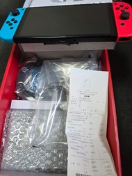 Switch oled 9成新 有單有盒，今年1月9日買，加送512gb記憶卡 1100蚊