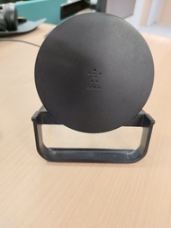Belkin wireless charger 手機無線充電座