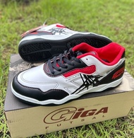 (I5) รองเท้าฟุตซอล GIGA รุ่น FG431 สี ขาว ดำ แดง Size 39-44   จัดเตรียมสินค้า 1-2 วัน