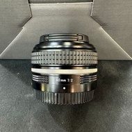 99% Nikon Z 40mm f2.8 SE 40 2.8