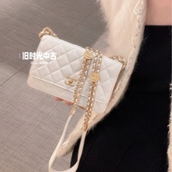 Chanel • 22a白金荔枝牛皮金幣Woc鏈條包 芯片款✨