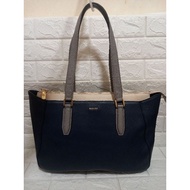 Esquire Leather Tote Bag