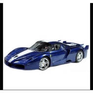 Model King Hot Wheels 1: 18 Ferrari FXX