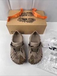 【💖全新】Crocs x Salehe Bembury 聯名款指紋洞洞鞋 棕色 男女通用款