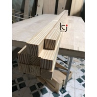 [KID034] Pine wood bar 150x2x2 cm long, smooth on 4 sides