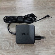 Acer One 10 S1002-145A N15P2 N15Pz 5V 3A (15W) 2.5*0.7mm Laptop Charger Adapter