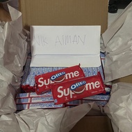 Supreme Oreo Cookies (pack of 3)