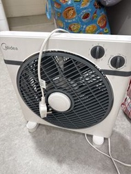 Midea 風扇