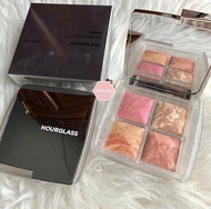 HOURGLASS AMBIENT LIGHTNING BLUSH QUAD GHOST