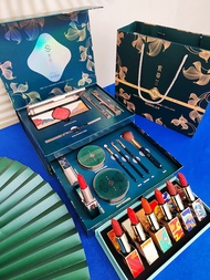 Estee Lauder stunning beauty makeup kit birthday Valentine's day makeup gift novice beginner eye shadow lipstick set