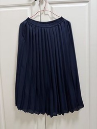 全新Uniqlo深藍色百褶裙