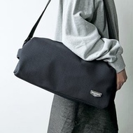 流浪枕頭包系列 健身運動大容量收納包/單肩斜挎包/側背包 黑色款