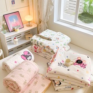 Cartoon printed  thin blanket comforter single/queen/king size  quilt  duvet