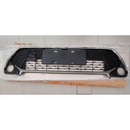 Toyota Camry Hybrid 15-17 Front Bumper Lower Grill