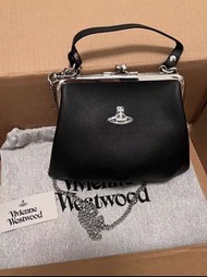 Vivienne Westwood 西太后可感鏈條肩帶羔羊皮單肩 斜挎包女款 黑色