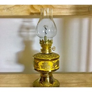 Needle oil lamp