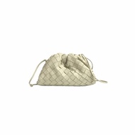 Bottega Veneta BV 白色 雲朵包 pouch mini 肩背包