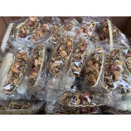 Boat Cake Mixed with Dietary Nutrition Nuts