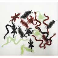 (Troll Toy) Set Of 5 Fake Animals For Scare, Troll (Snake, Lizard, Spider, Centipede, Scorpion)