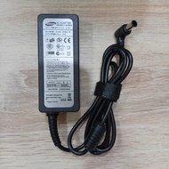 Samsung 44 LCAP21 A1514_DSM A1514-EPN S19D300 14V 1.072A DC 6.4*4.4mm Laptop Charger Adapter