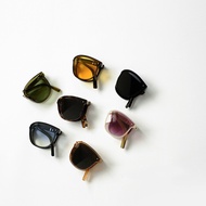 Foldable children's sunglasses, fashionable sun protection glasses for boys and girls to go out and 
