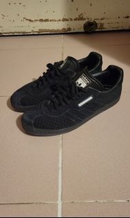 Adidas X neighborhood Samba