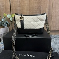 Chanel 熊貓色 流浪包 小號