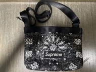 Supreme斜孭袋