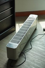 京東京造 品牌 石墨烯踢脚綫電暖器 Heater | 2200W家用取暖器 | 有遙控 | 白色