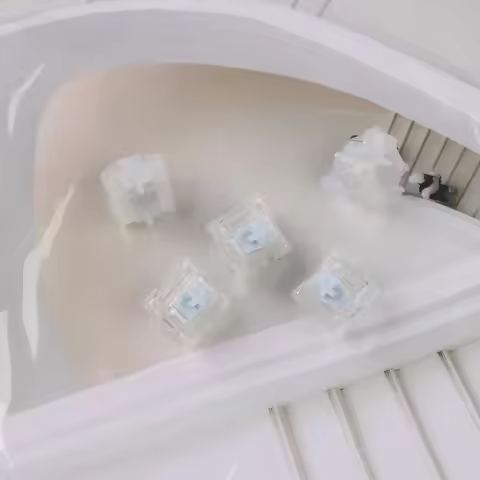 Everglide Skyline V3 Magnetic Switch Linear 43g 100m 3.5mm 640Gs POM PC Nylon for Mechanical Keyboar