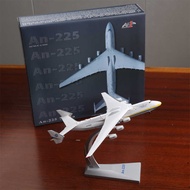A N In S I T O C K. 1:40 Scale Realistic Alloy Russian An-25 Transport Aircraft Model Aviati