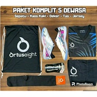 (Complete package of shoes, bag, jersey deck socks) ortus futsal shoes can