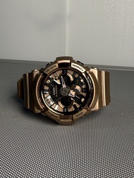 Casio G-Shock 玫瑰金手錶是 GA-200GD-9B 型號