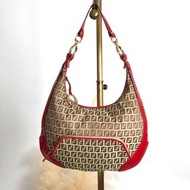 【 日本直送 名牌中古包 】FENDI 芬迪 經典緹花圖騰 肩背包 棕色 × 紅色 帆布 吊飾 vintage 復古 wcjejn