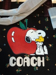 COACH PEANUTS collaboration Snoopy tote bag