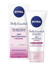 Daily Essentials Rich Moisturising Day Cream SPF 15 50ml by Nivea NIVEA Daily Essentials Rich Moistu