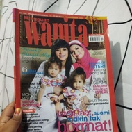 Majalah Mingguan Wanita 2011-(preloved)