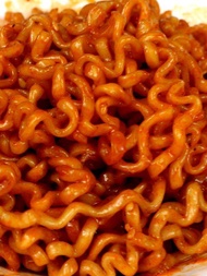 Samyang Spicy Chicken Cheese Noodles 140g Instant Ramen Stir-Fry Korean Food Authentic Taste Conveni
