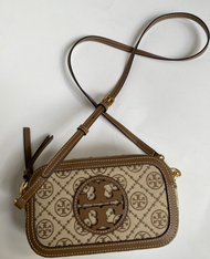 TORY BURCH [มารยาทส่งท้ายฤดูกาล] PERRY กระเป๋ากล้องมินิ Messenger กระเป๋าผู้หญิง 55691