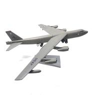 1/200 B-52 Bomber Simulation Alloy Fighter Aircraft Model