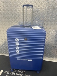 罕有Delsey 29 吋 Caumartin 輕盈系列行李箱 29 inch Delsey Caumartin light weight luggage 76 x 54 x 28cm 滿足一般航空公司寄存規定158 cm ； 115L ； 3.9kg